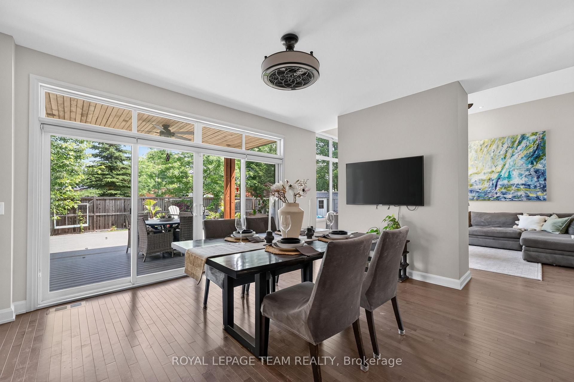 Photo 14 of 252 Sunnyridge Crescent, Ottawa, Kanata - Emerald Meadows/Trailwest — HOMEH