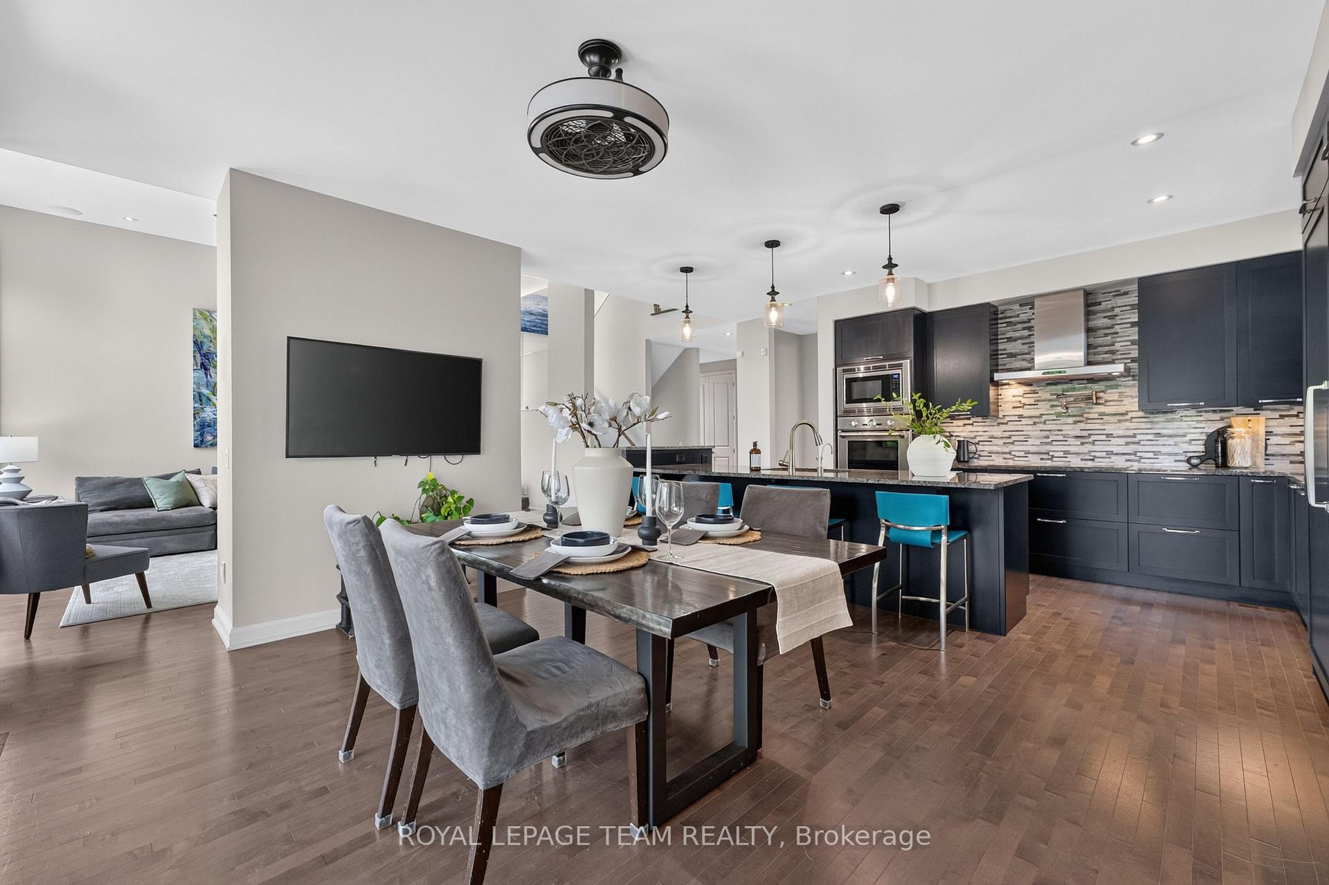 Photo 16 of 252 Sunnyridge Crescent, Ottawa, Kanata - Emerald Meadows/Trailwest — HOMEH