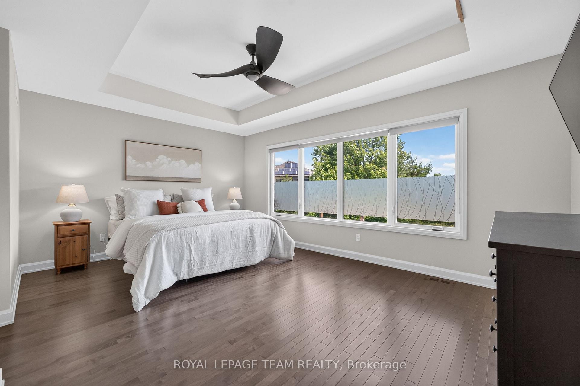 Photo 21 of 252 Sunnyridge Crescent, Ottawa, Kanata - Emerald Meadows/Trailwest — HOMEH