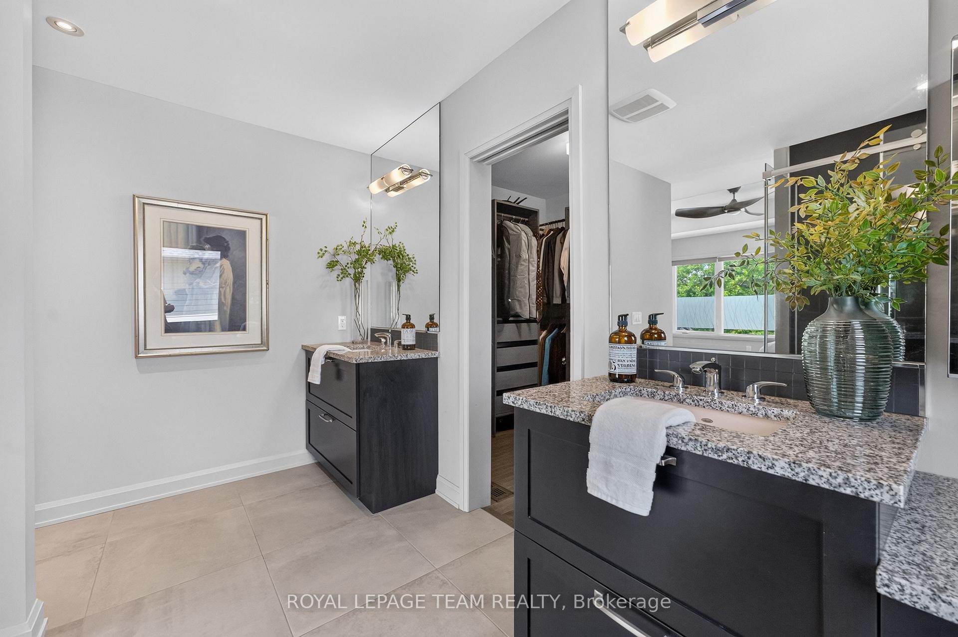 Photo 24 of 252 Sunnyridge Crescent, Ottawa, Kanata - Emerald Meadows/Trailwest — HOMEH