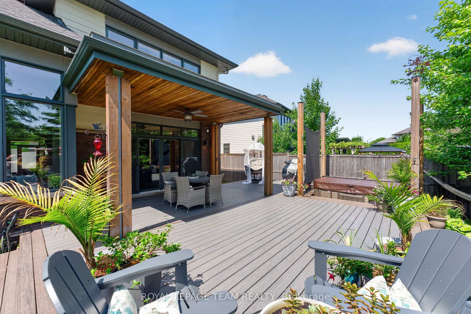 Photo 37 of 252 Sunnyridge Crescent, Ottawa, Kanata - Emerald Meadows/Trailwest — HOMEH