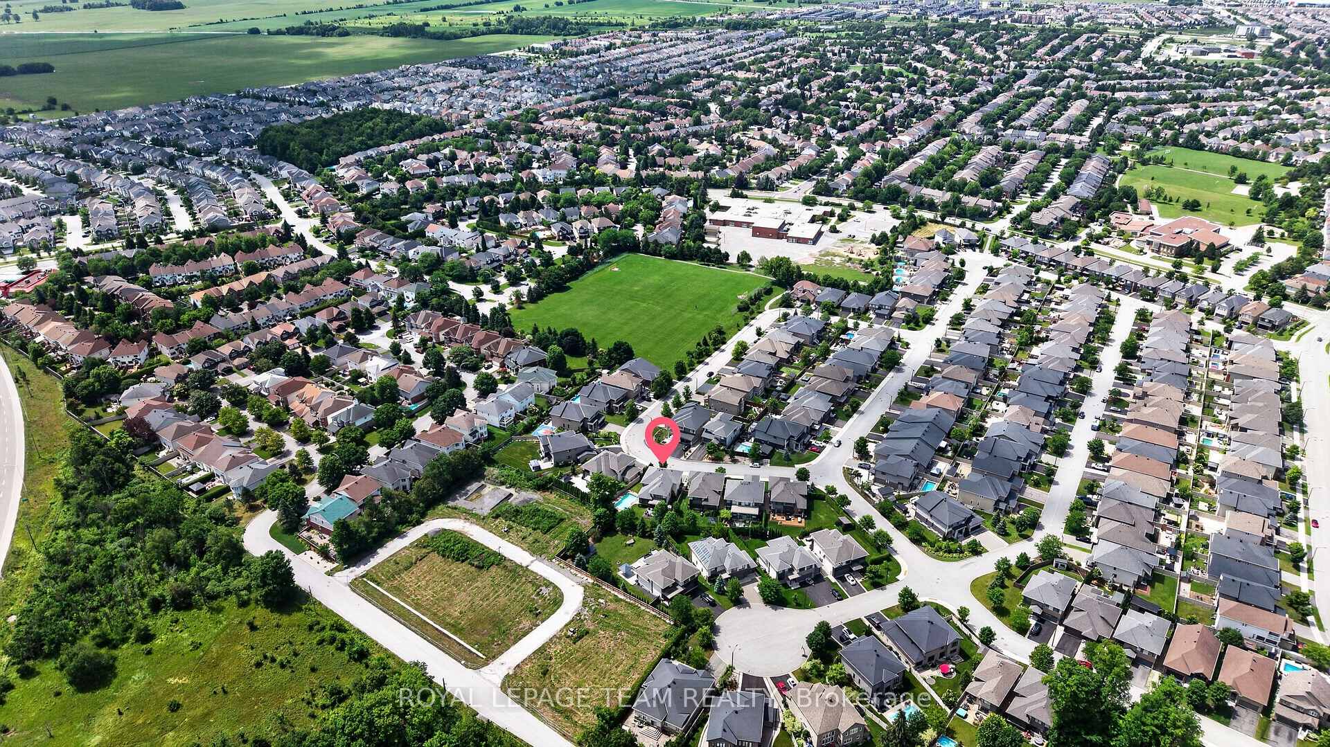 Photo 49 of 252 Sunnyridge Crescent, Ottawa, Kanata - Emerald Meadows/Trailwest — HOMEH