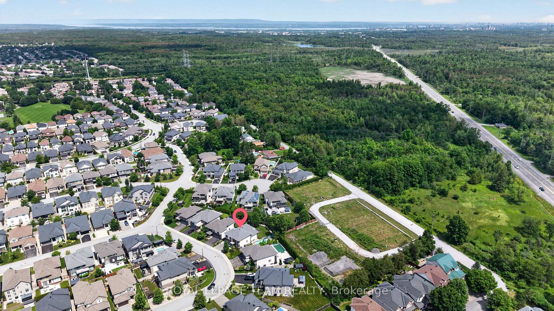 Photo 50 of 252 Sunnyridge Crescent, Ottawa, Kanata - Emerald Meadows/Trailwest — HOMEH