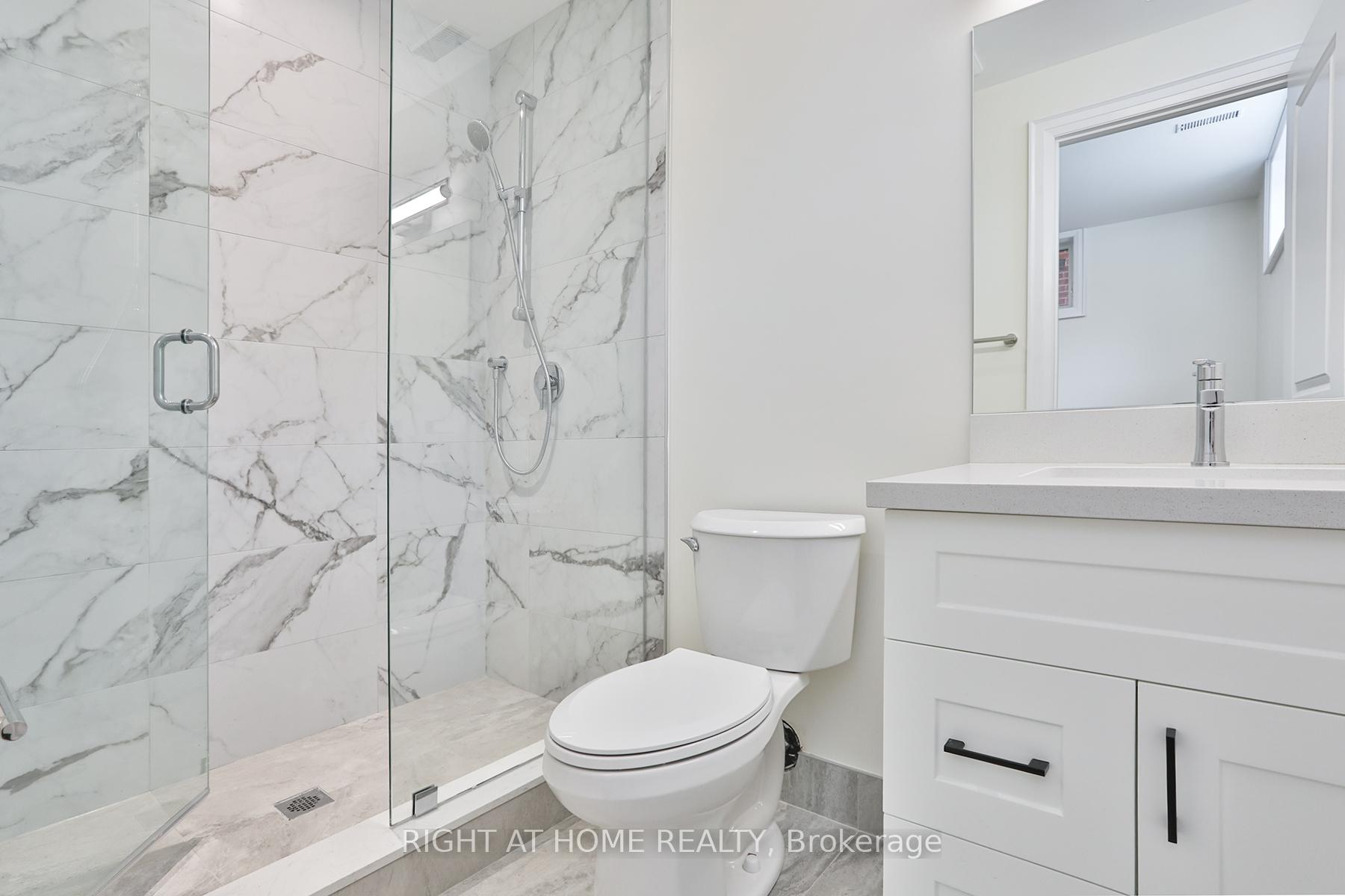 Photo 12 of Unit 2, 39 Fifteenth Street, Etobicoke, New Toronto — HOMEH