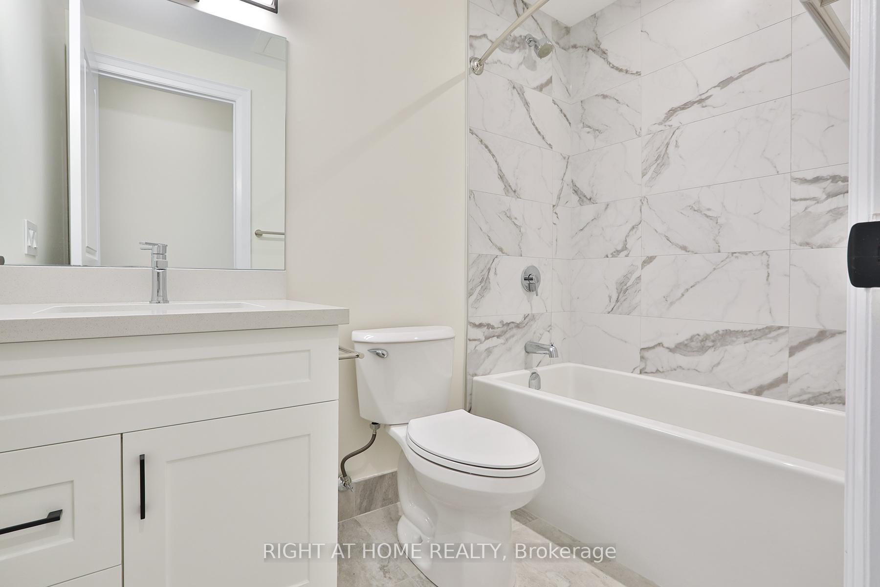 Photo 13 of Unit 2, 39 Fifteenth Street, Etobicoke, New Toronto — HOMEH