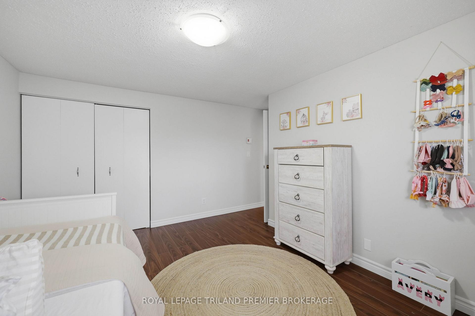 Photo 22 of Unit 4, 135 Belmont Drive, London, South O — HOMEH