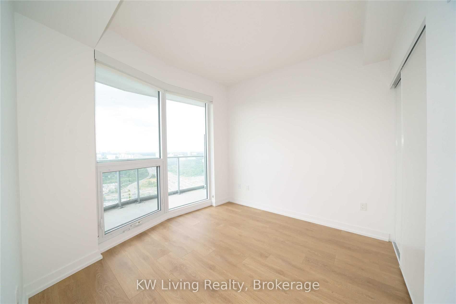 Photo 6 of Unit 3510, 117 McMahon Drive, North York, Bayview Village — HOMEH