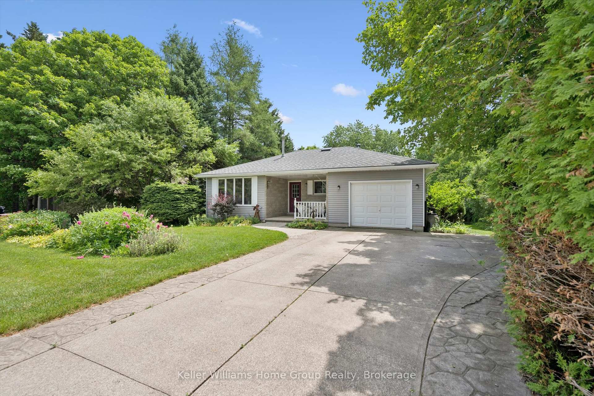 Photo 5 of 27 Atchison Lane, Centre Wellington, Fergus — HOMEH