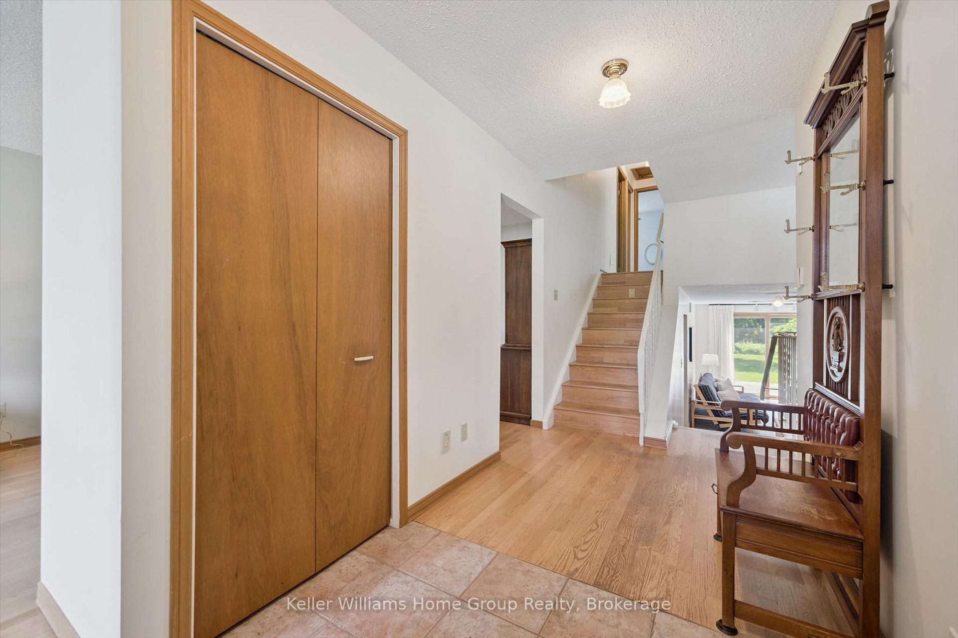 Photo 24 of 27 Atchison Lane, Centre Wellington, Fergus — HOMEH