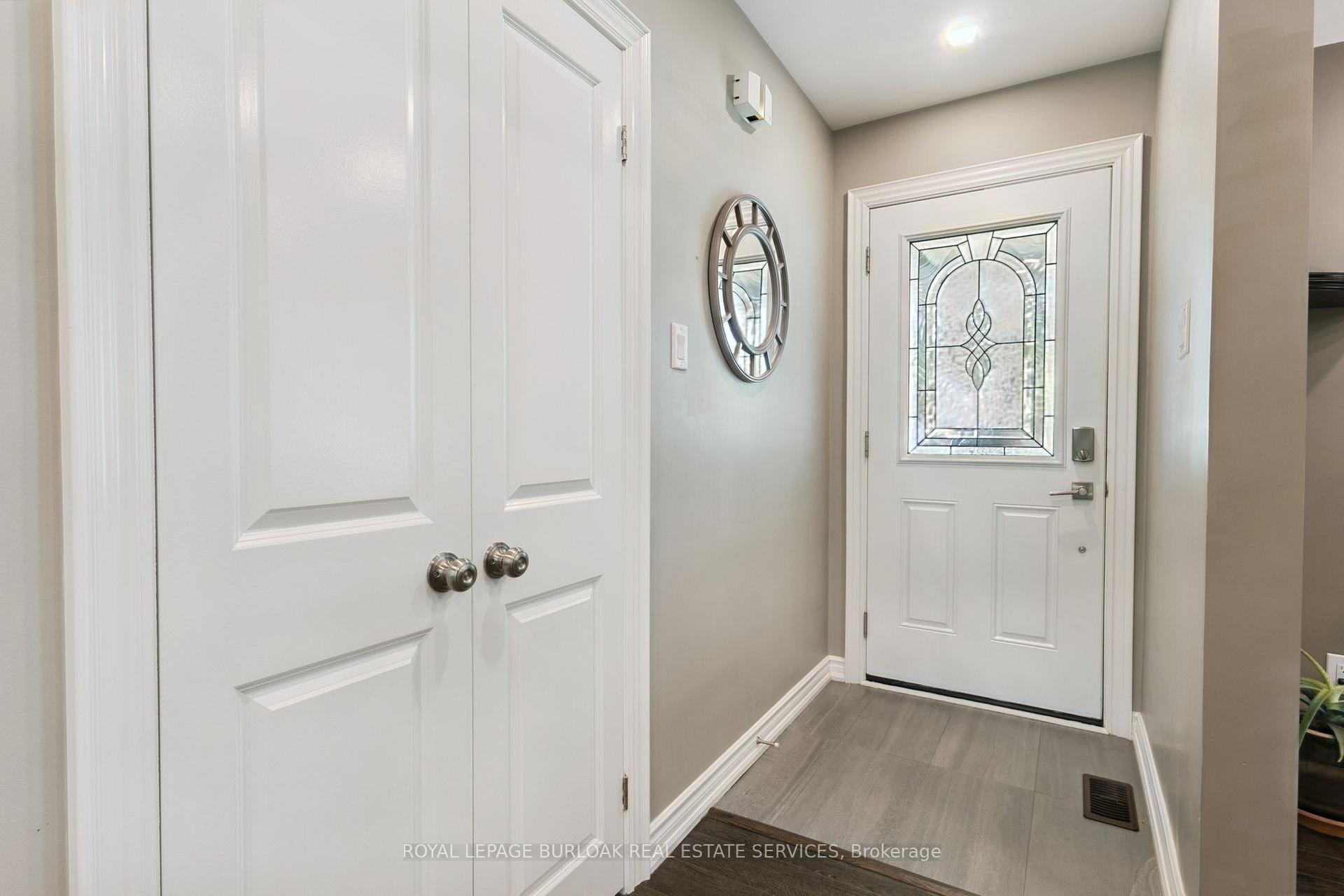 Photo 6 of 4500 Rogers Road, Burlington, Shoreacres — HOMEH