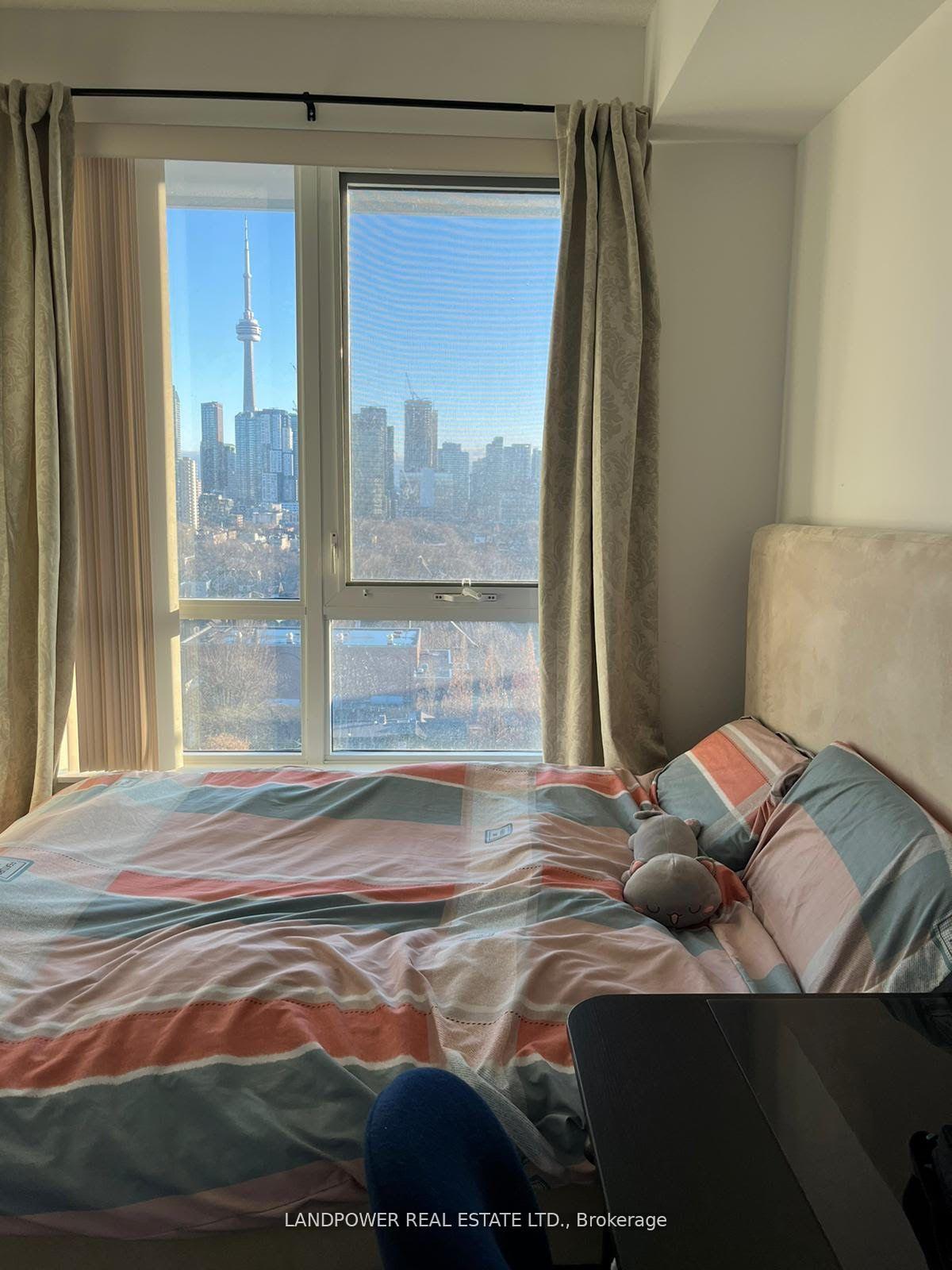 Photo 11 of Unit 1102, 181 Huron Street, Toronto, Kensington-Chinatown — HOMEH
