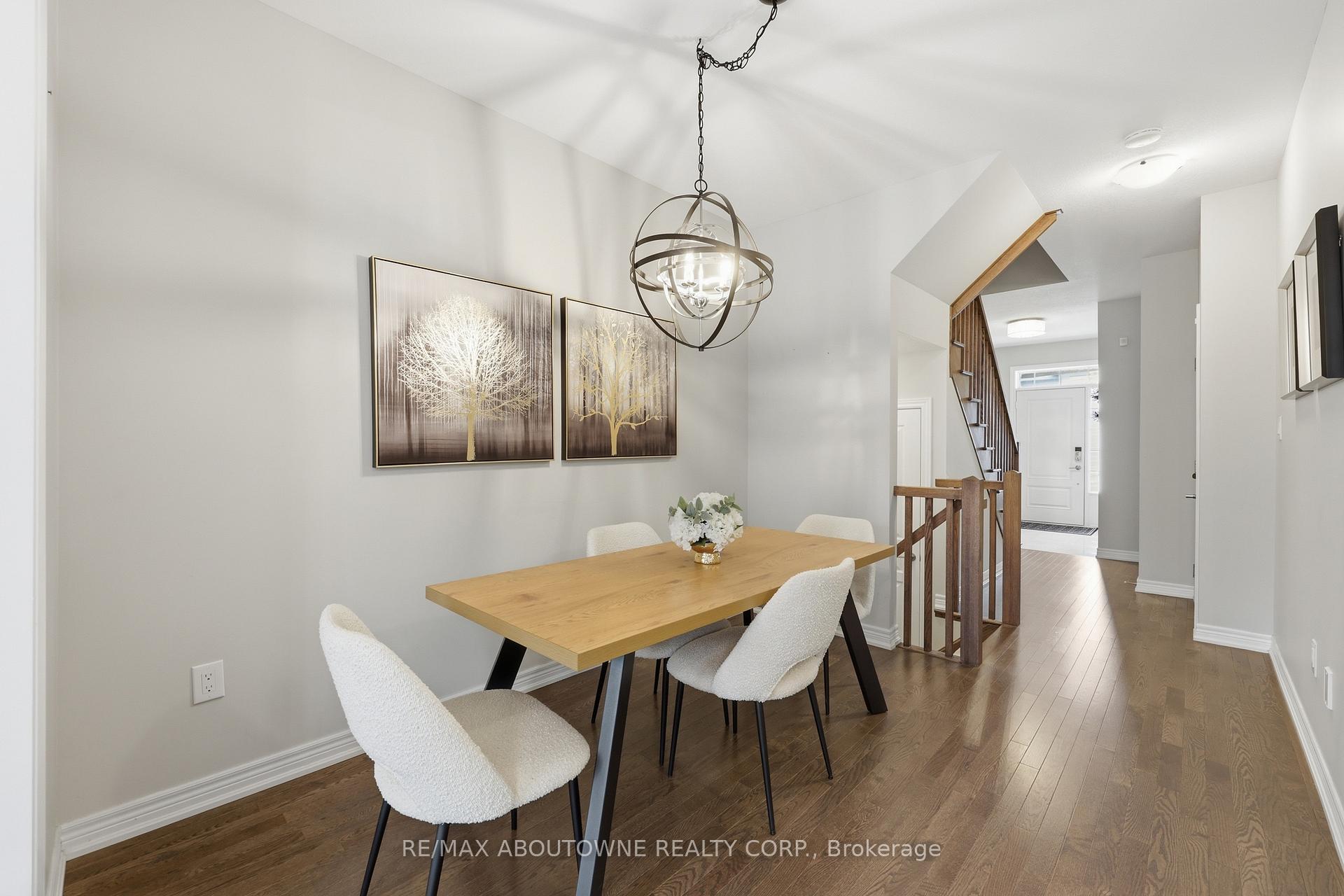 Photo 11 of 397 Wheat Boom Drive, Oakville, Joshua Meadows — HOMEH