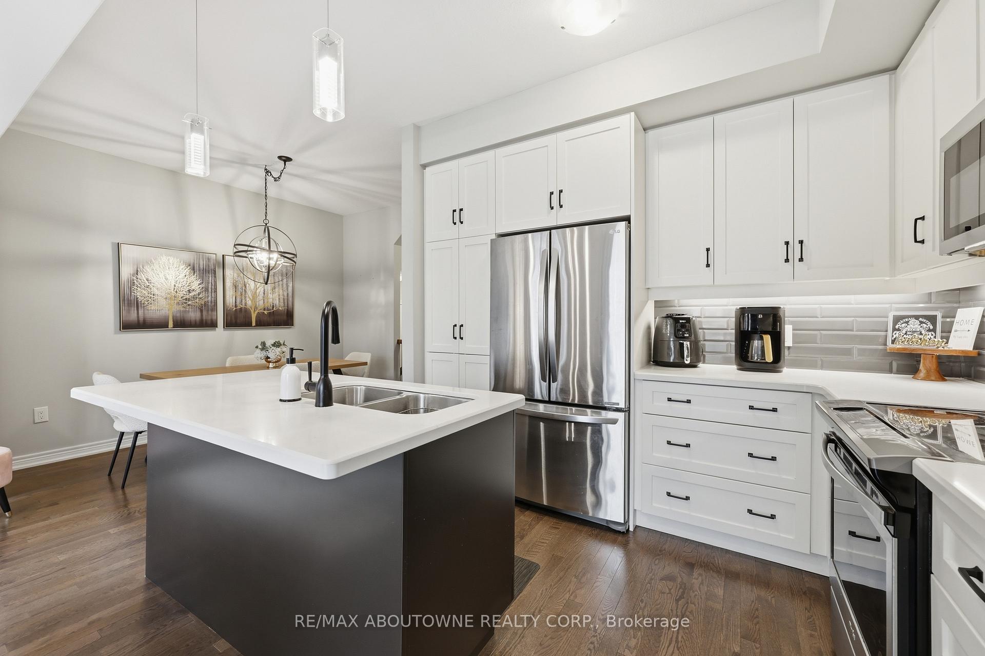 Photo 15 of 397 Wheat Boom Drive, Oakville, Joshua Meadows — HOMEH