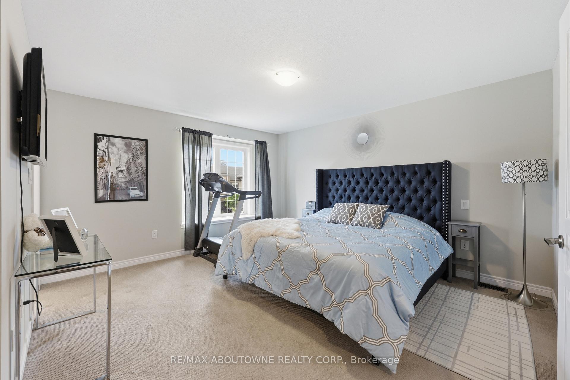 Photo 22 of 397 Wheat Boom Drive, Oakville, Joshua Meadows — HOMEH