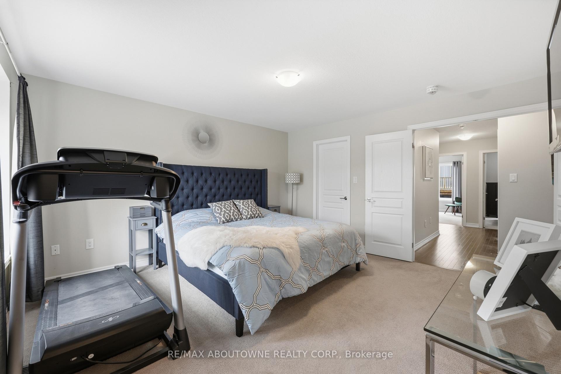Photo 23 of 397 Wheat Boom Drive, Oakville, Joshua Meadows — HOMEH