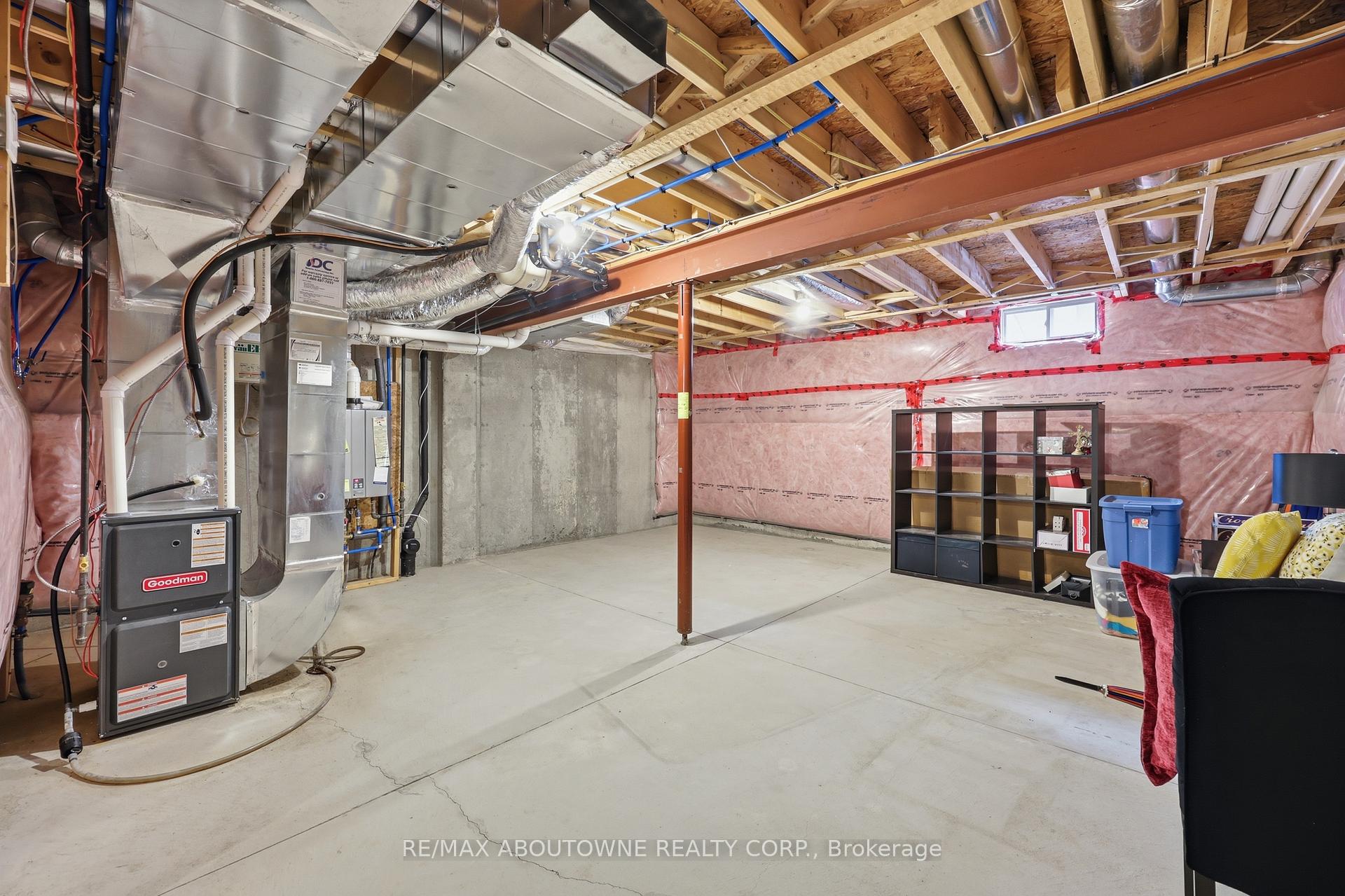 Photo 32 of 397 Wheat Boom Drive, Oakville, Joshua Meadows — HOMEH