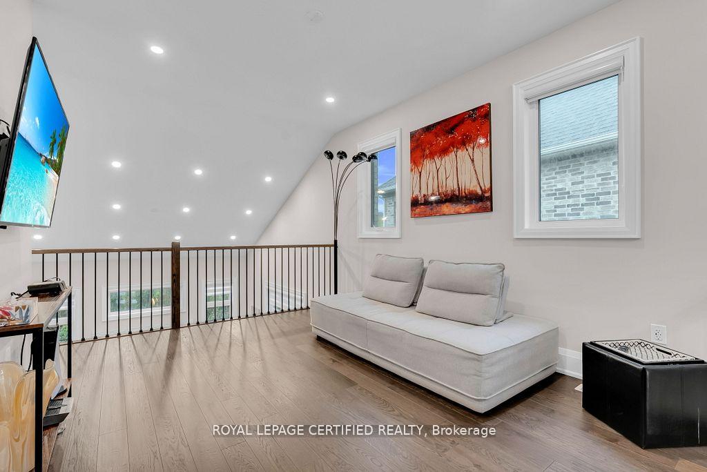 Photo 27 of 3071 Trailside Drive, Oakville, Glenorchy — HOMEH