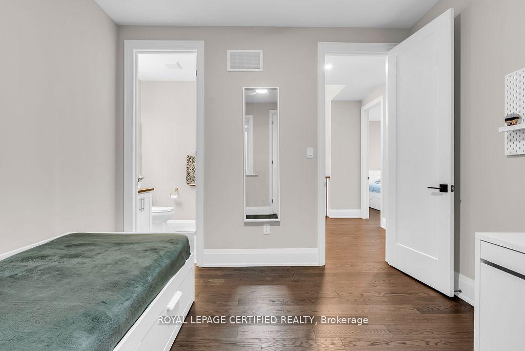 Photo 35 of 3071 Trailside Drive, Oakville, Glenorchy — HOMEH