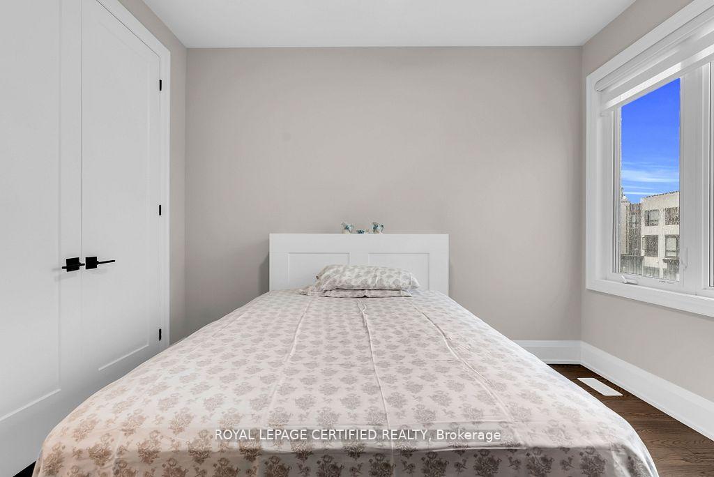 Photo 38 of 3071 Trailside Drive, Oakville, Glenorchy — HOMEH