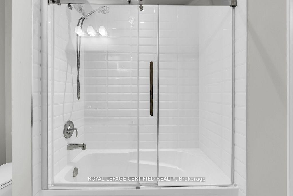 Photo 40 of 3071 Trailside Drive, Oakville, Glenorchy — HOMEH
