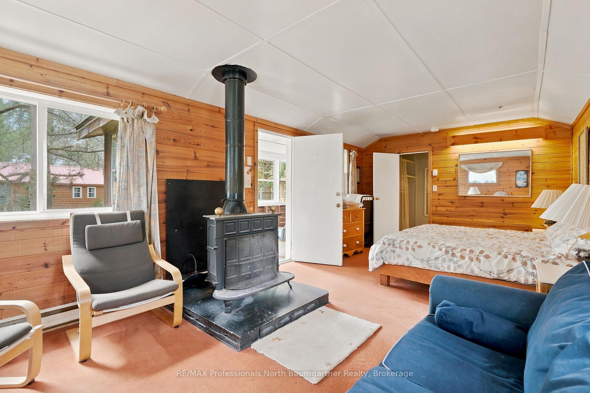 Photo 32 of 1282 Carroll Road, Dysart et al, Dudley — HOMEH