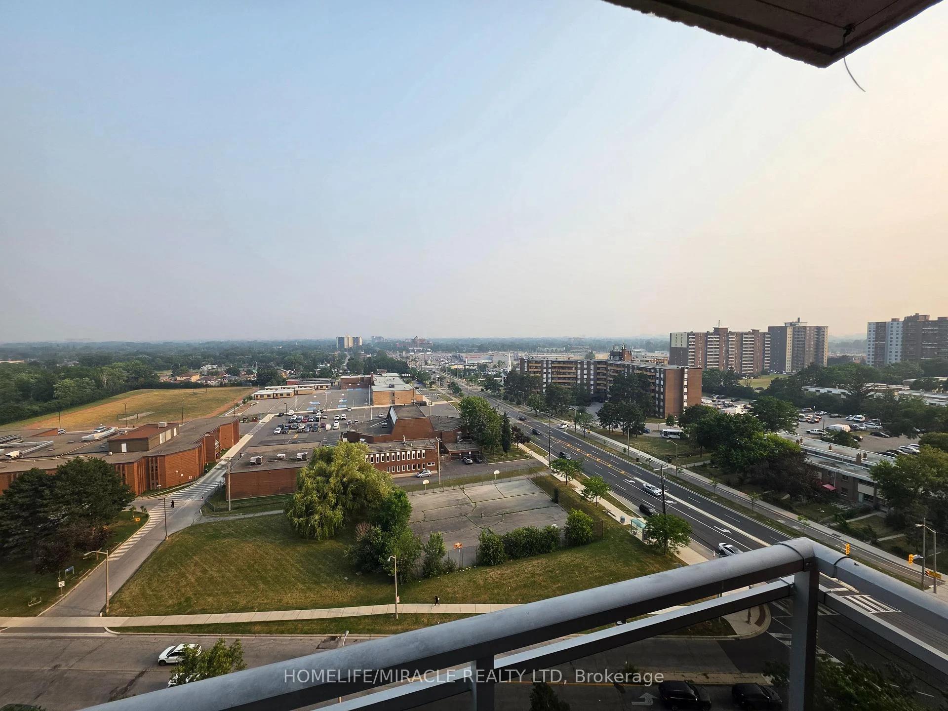 Photo 10 of Unit 1503, 2645 Kipling Avenue, Etobicoke, Mount Olive-Silverstone-Jamestown — HOMEH