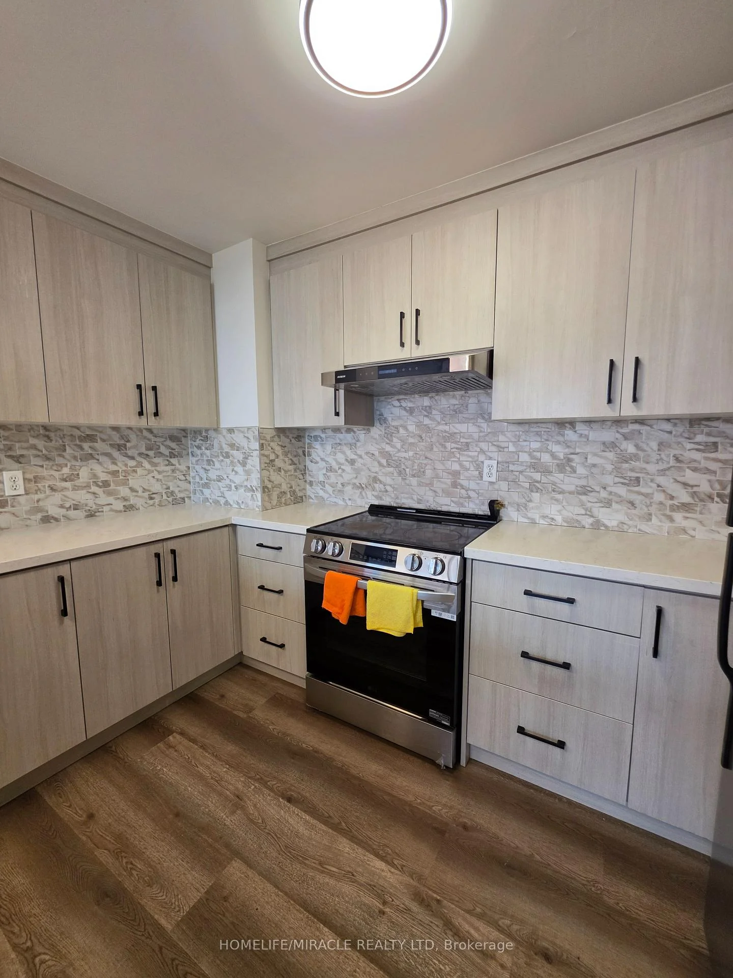 Photo 4 of Unit 1503, 2645 Kipling Avenue, Etobicoke, Mount Olive-Silverstone-Jamestown — HOMEH
