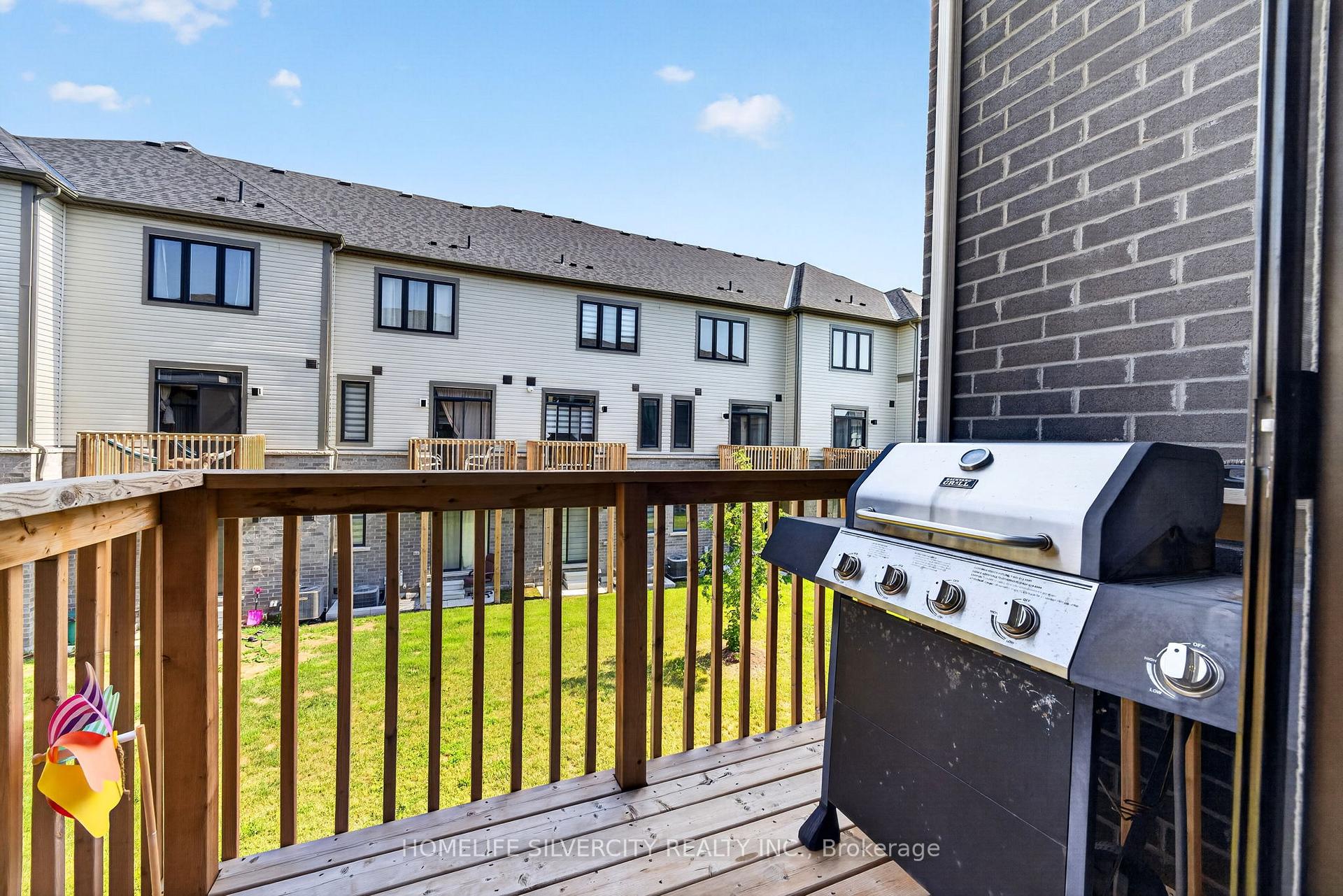 Photo 18 of 771 Eddystone Path, Oshawa, Donevan — HOMEH