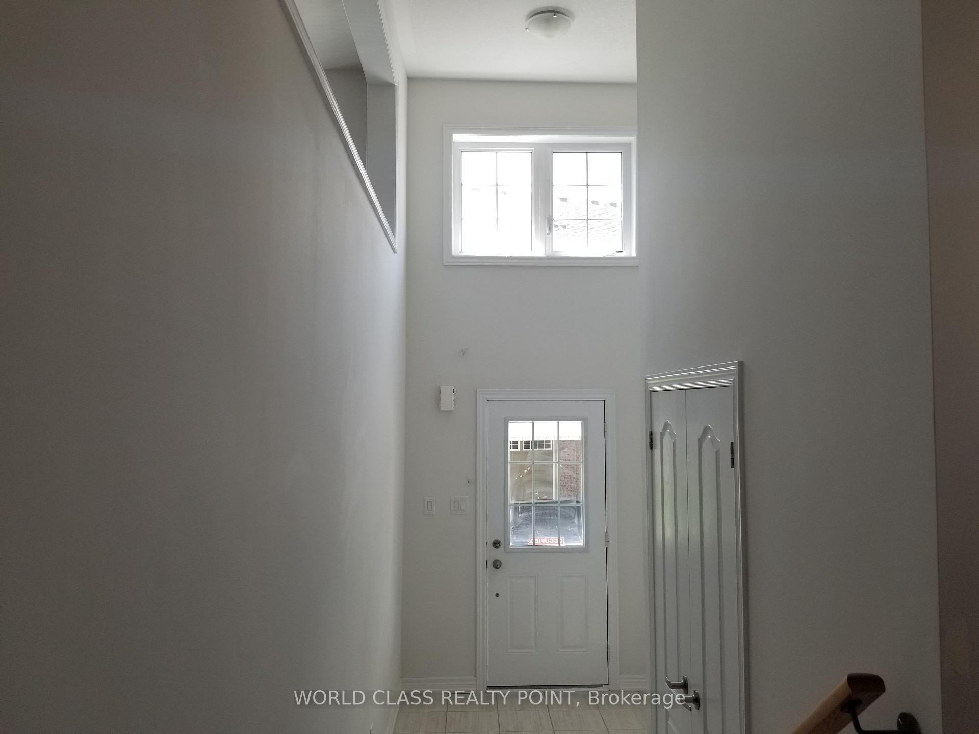 Photo 4 of Unit 32, 470 Linden Drive, Cambridge, Preston Heights — HOMEH