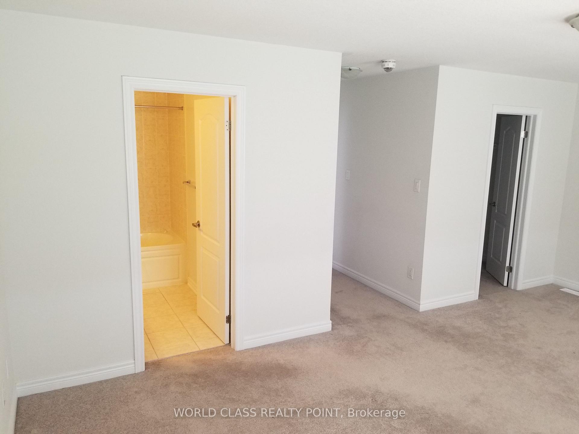 Photo 14 of Unit 32, 470 Linden Drive, Cambridge, Preston Heights — HOMEH