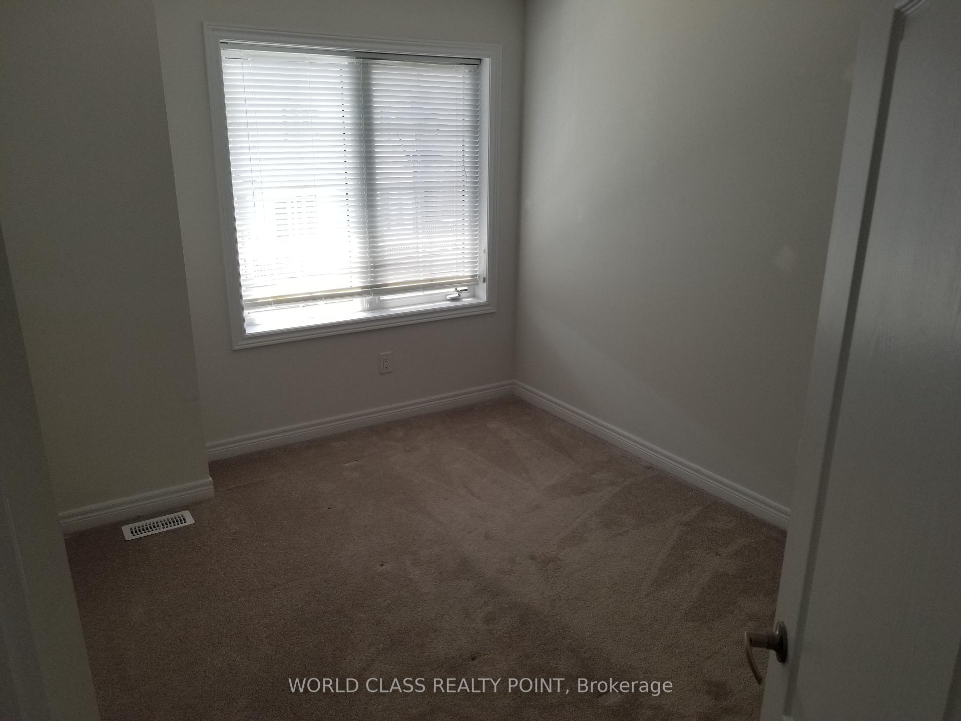 Photo 21 of Unit 32, 470 Linden Drive, Cambridge, Preston Heights — HOMEH
