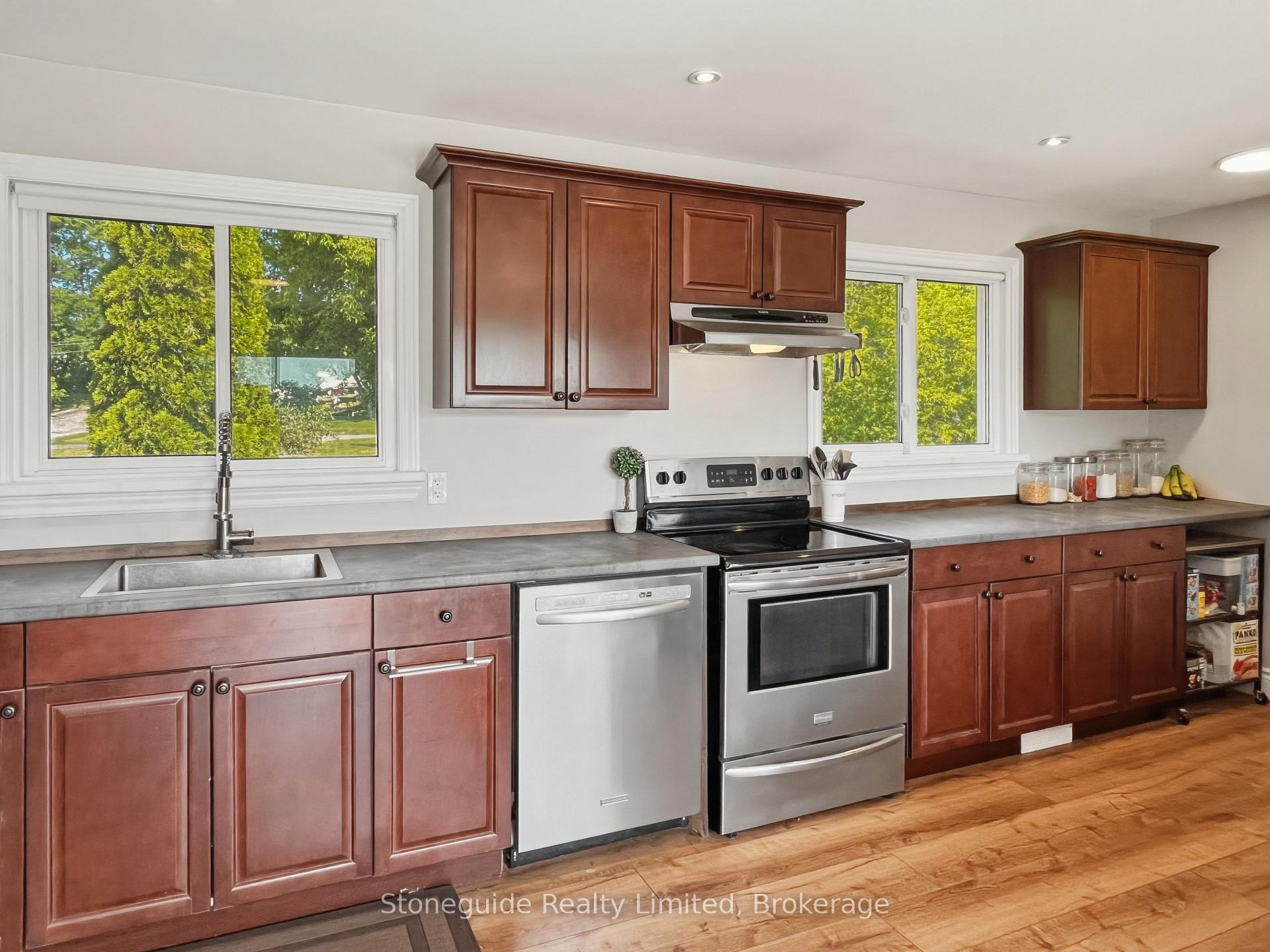 Photo 8 of 154 Maryland Drive, Selwyn — HOMEH