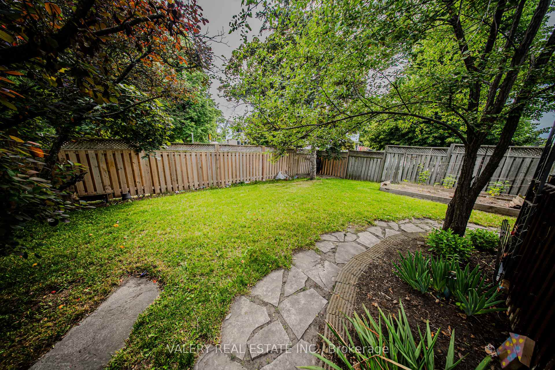 Photo 2 of 270 Cyrus Street, Cambridge, Preston North — HOMEH