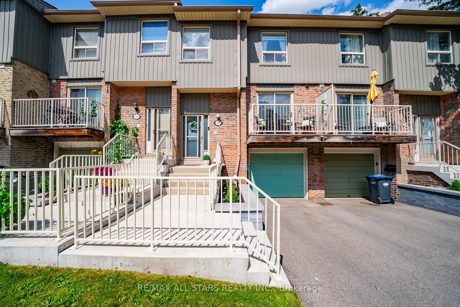 Front of Unit 117, 60 Hanson Road