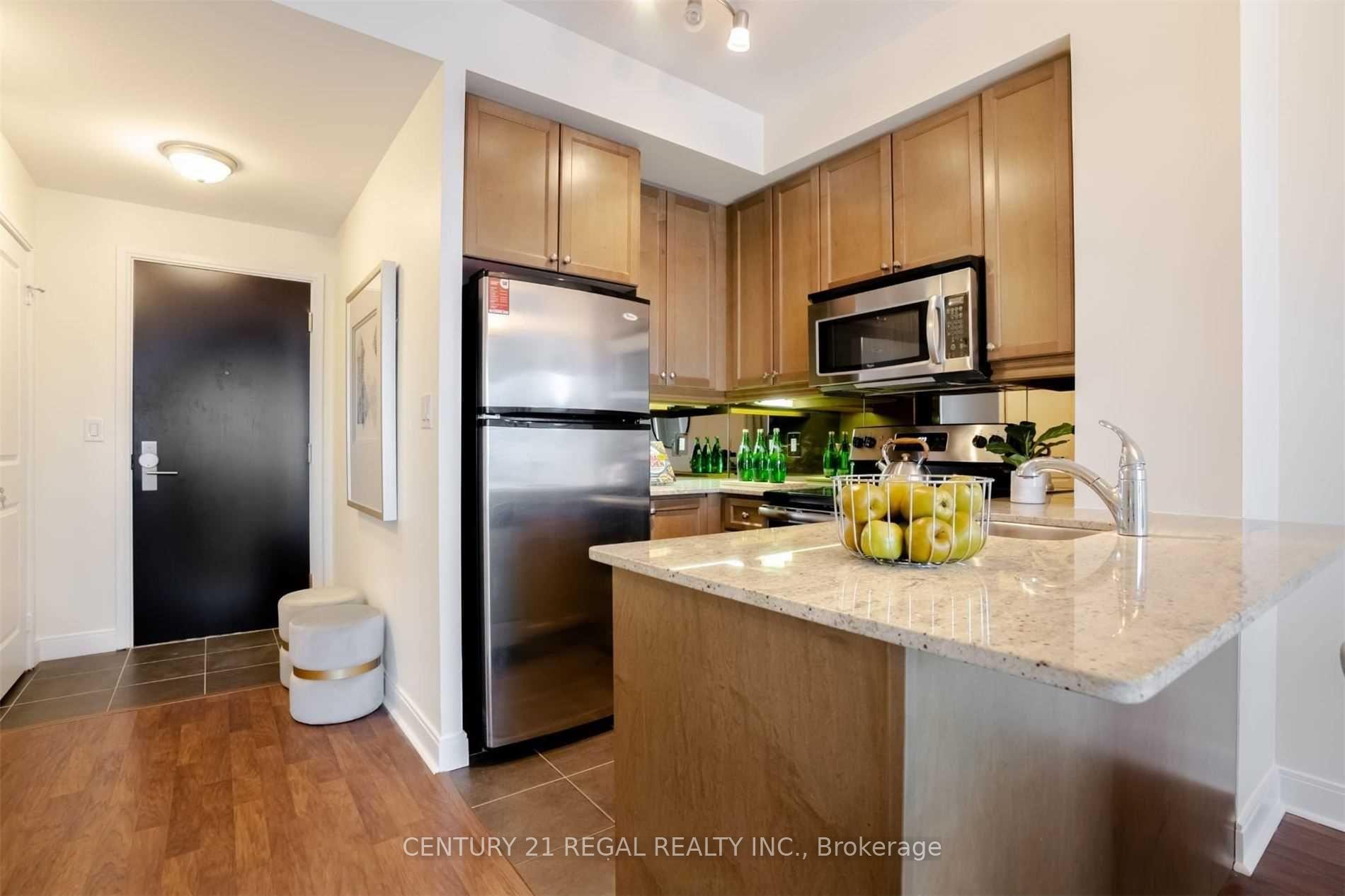 Photo 6 of Unit 3101, 50 Absolute Avenue, Mississauga, City Centre — HOMEH