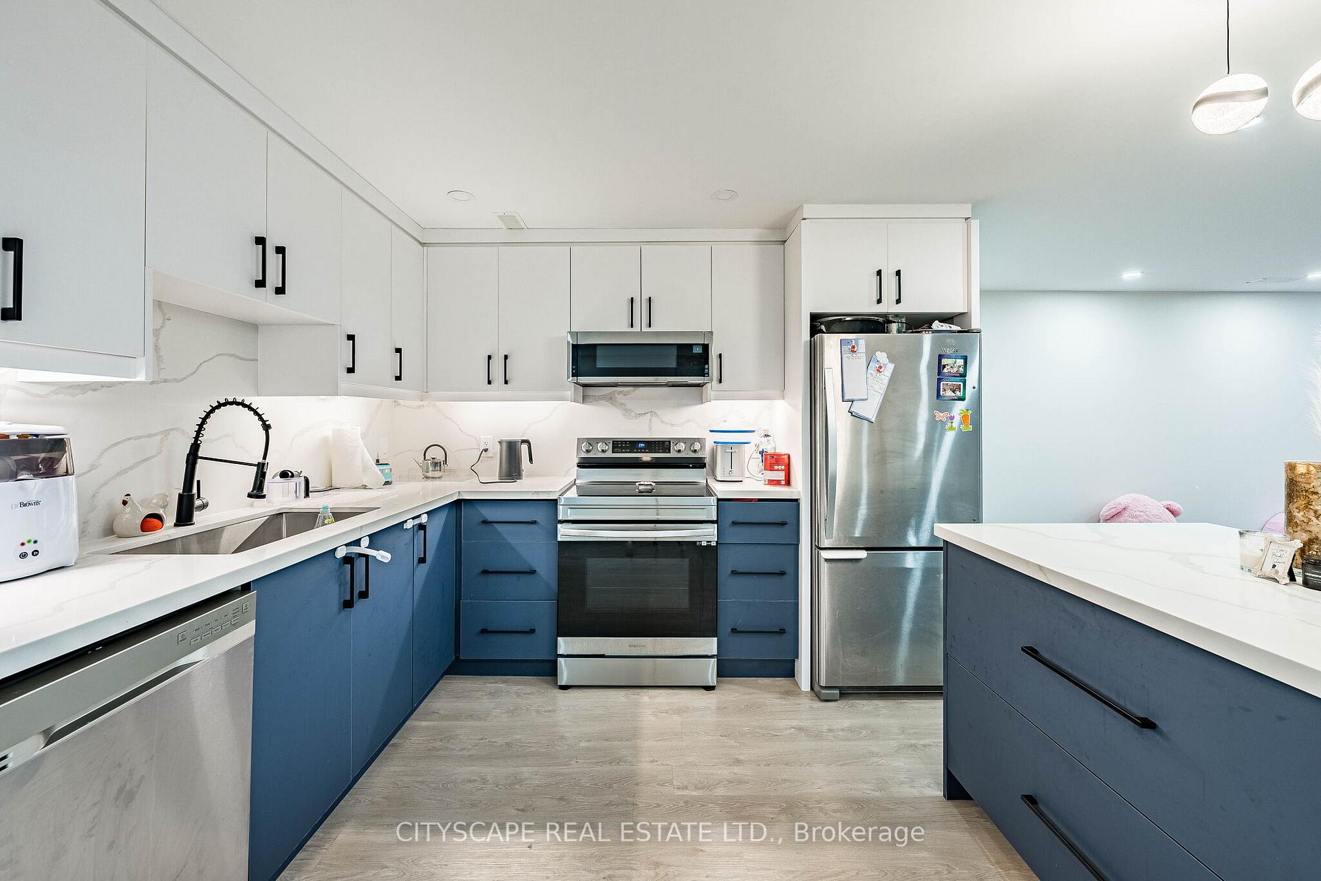 Photo 31 of 54 Ezra Crescent, Brampton, Northwest Brampton — HOMEH