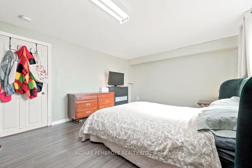 Photo 22 of 41 Meadowbrook Drive, Laurentian Valley, Laurentian Valley — HOMEH
