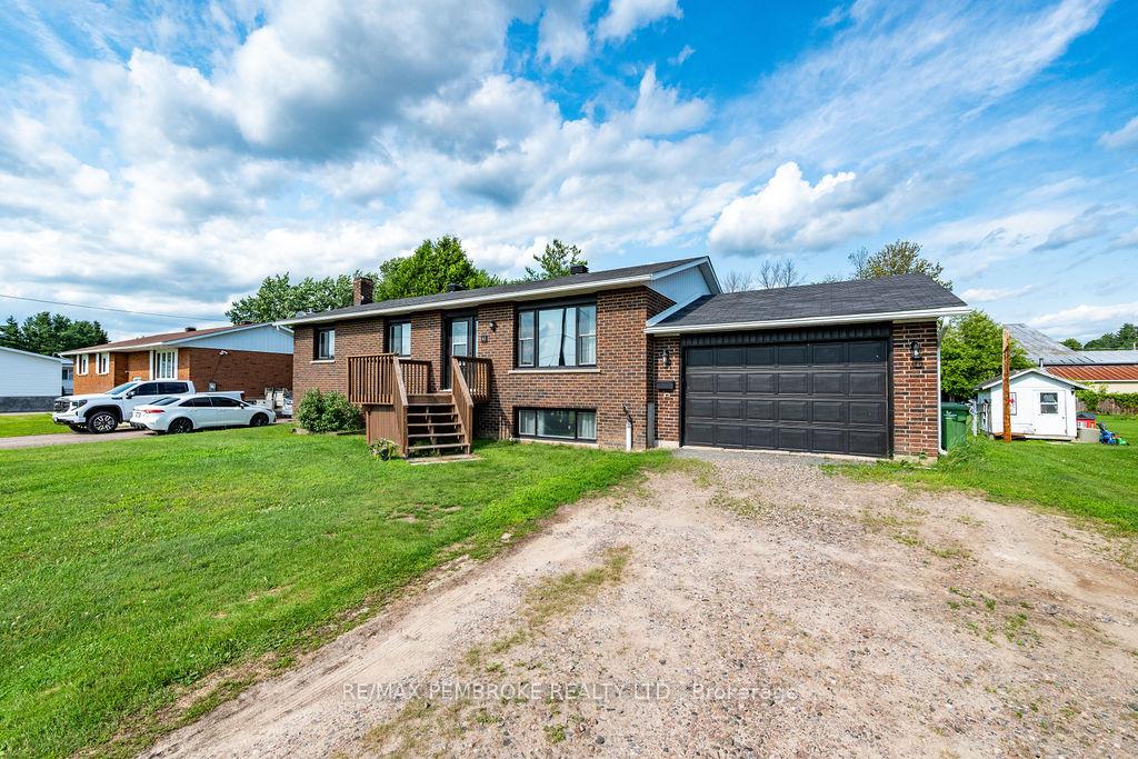 Photo 41 of 41 Meadowbrook Drive, Laurentian Valley, Laurentian Valley — HOMEH