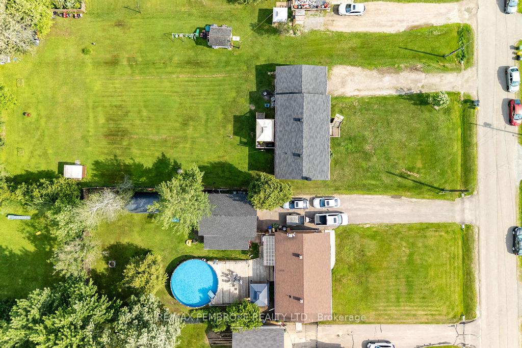 Photo 44 of 41 Meadowbrook Drive, Laurentian Valley, Laurentian Valley — HOMEH