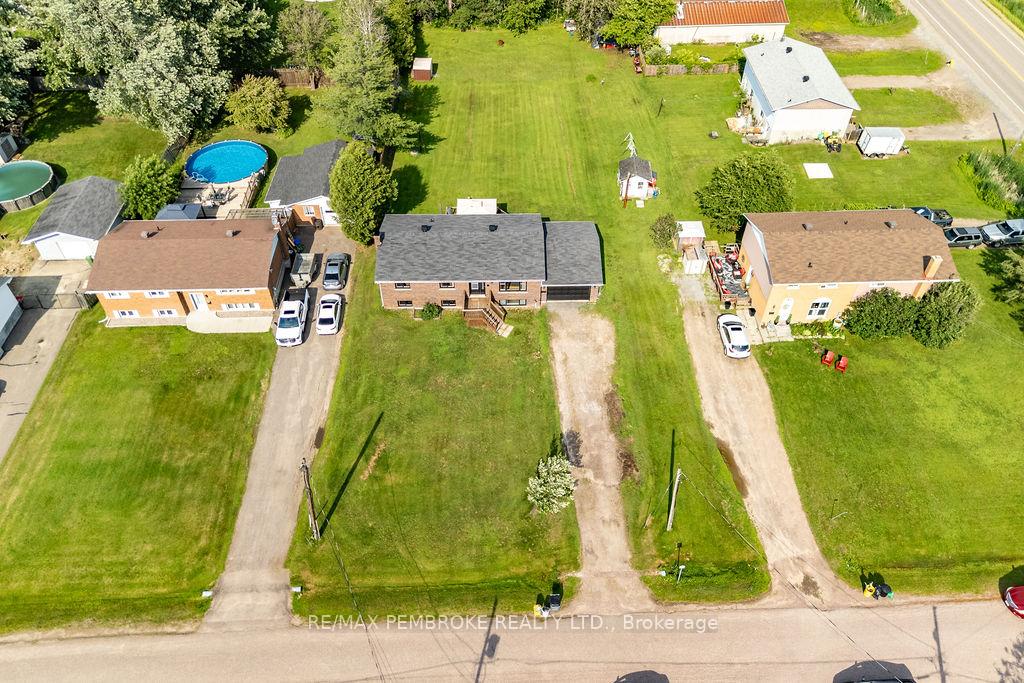 Photo 45 of 41 Meadowbrook Drive, Laurentian Valley, Laurentian Valley — HOMEH