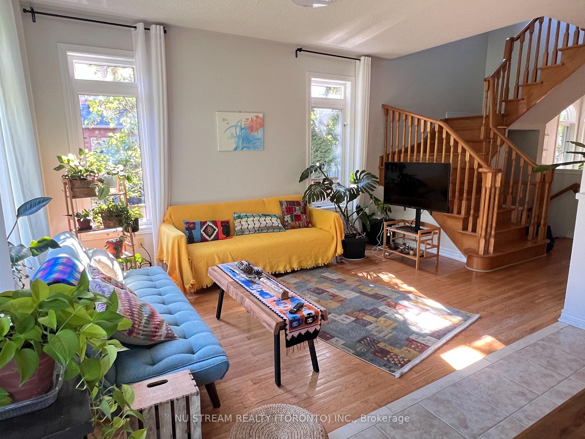 Photo 5 of 195 Cabernet Road, Vaughan, Patterson — HOMEH