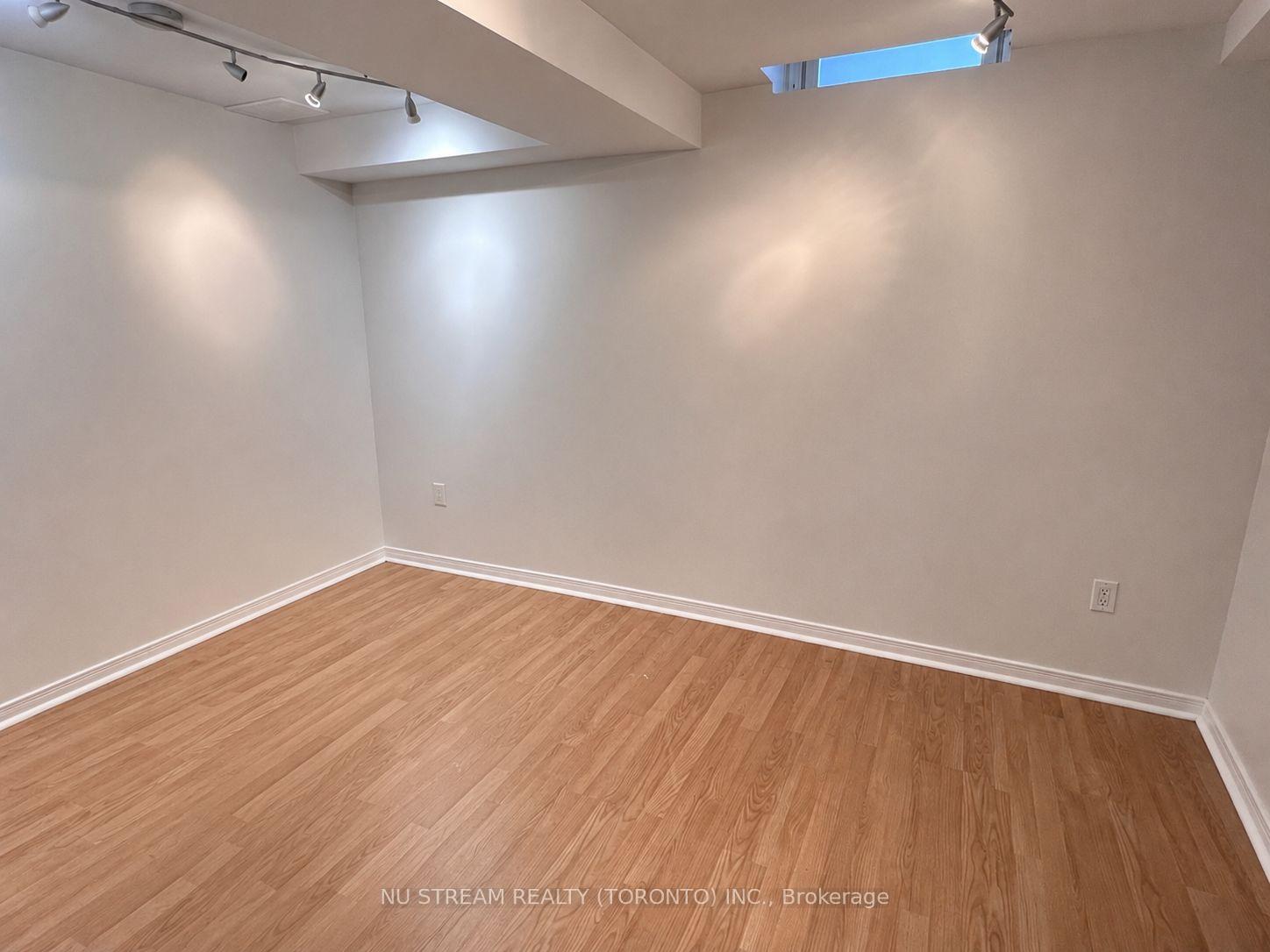 Photo 21 of 195 Cabernet Road, Vaughan, Patterson — HOMEH