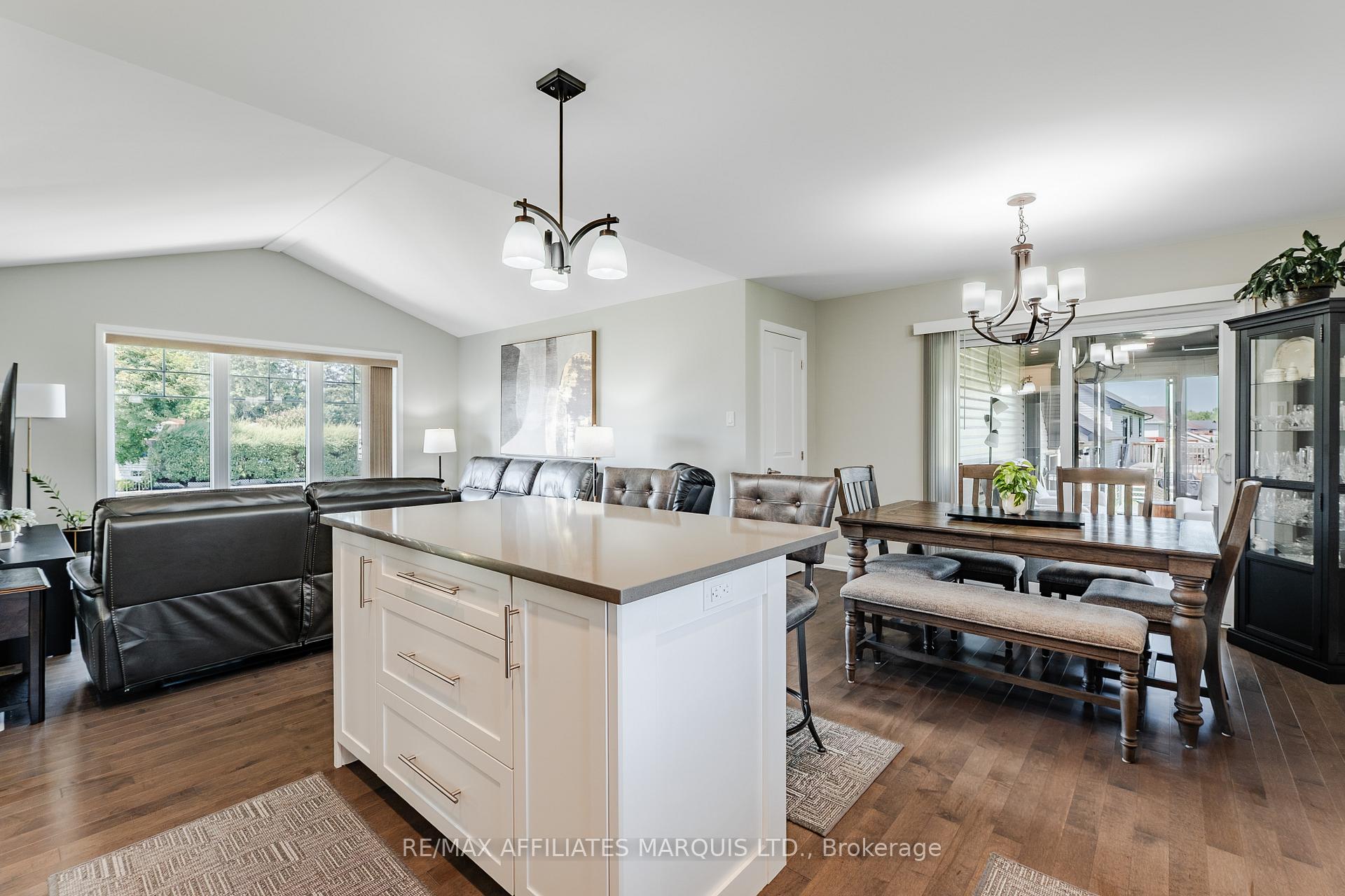 Photo 15 of 2 Mercier Avenue E, Cornwall, Cornwall — HOMEH