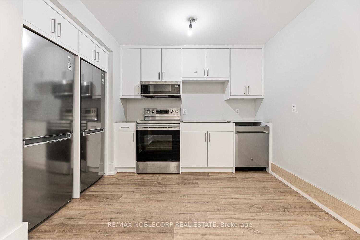 Photo 7 of Unit 2, 108 Enderby Road, Toronto, East End-Danforth — HOMEH