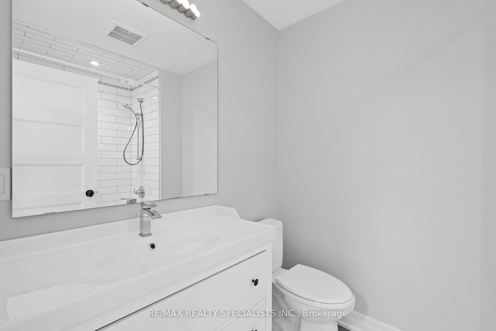 Photo 21 of 73 Eleventh Street, Etobicoke, New Toronto — HOMEH