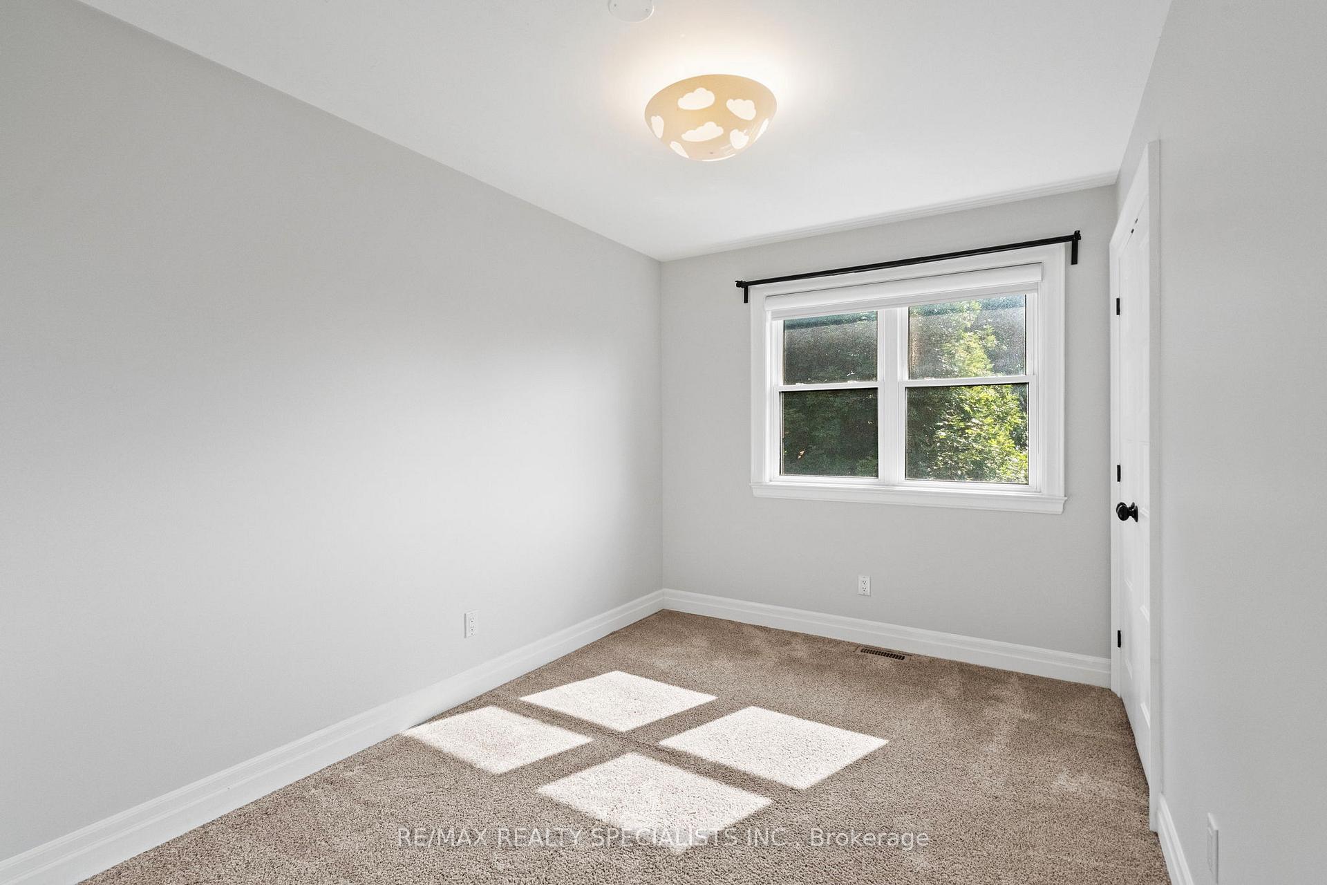 Photo 25 of 73 Eleventh Street, Etobicoke, New Toronto — HOMEH