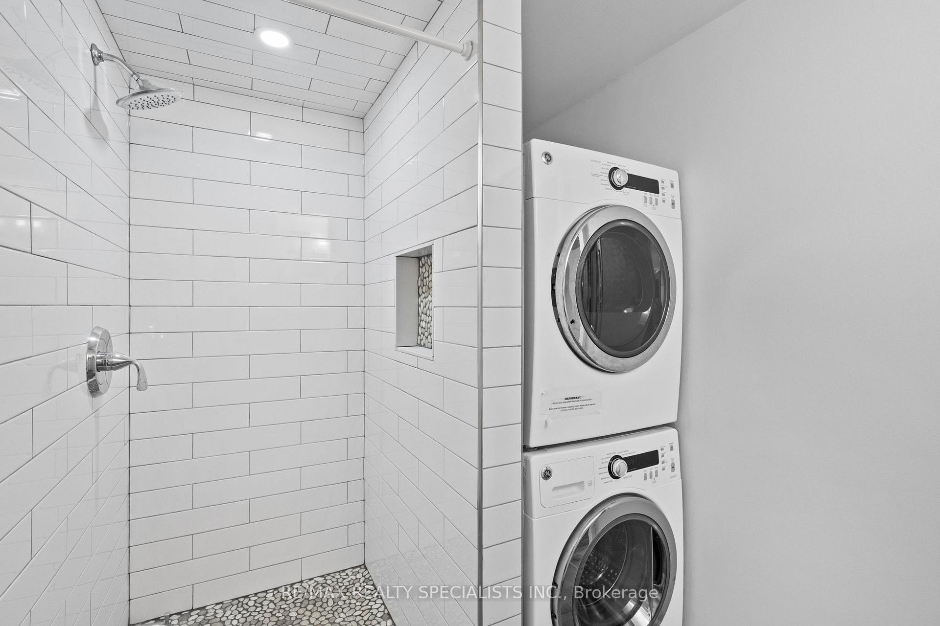 Photo 40 of 73 Eleventh Street, Etobicoke, New Toronto — HOMEH