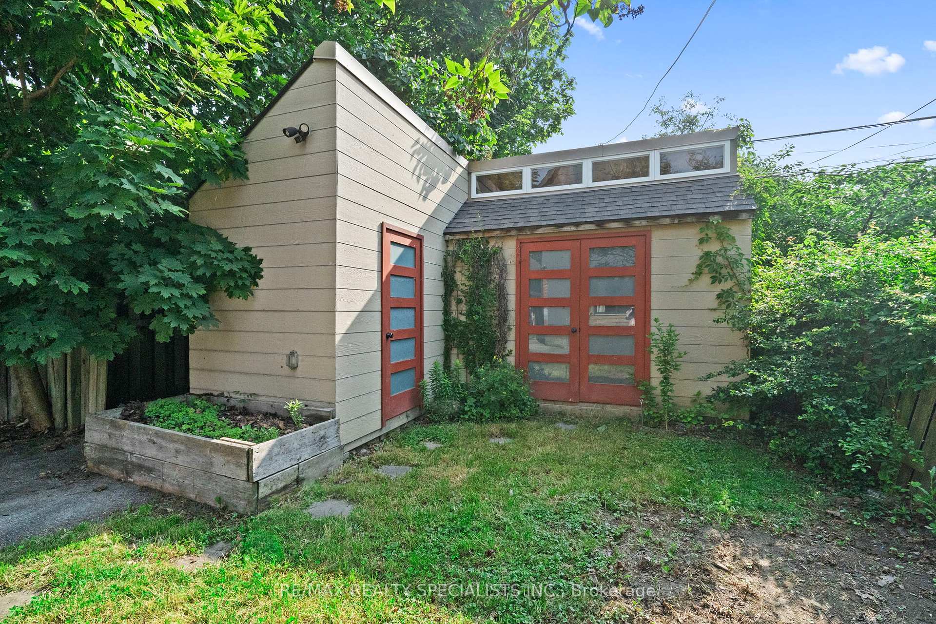 Photo 46 of 73 Eleventh Street, Etobicoke, New Toronto — HOMEH