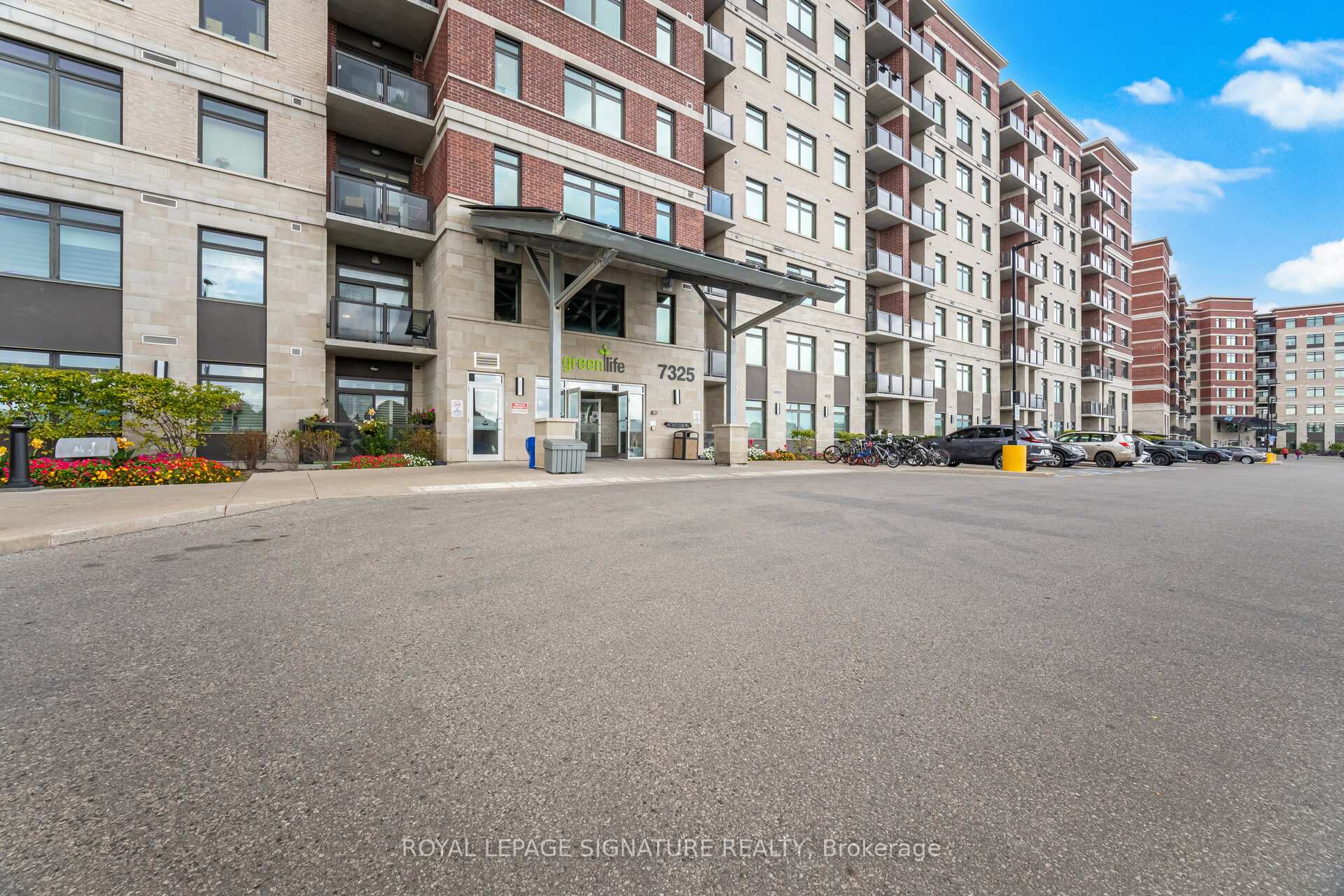 Photo 2 of Unit 809, 7325 Markham Road, Markham, Cedarwood — HOMEH