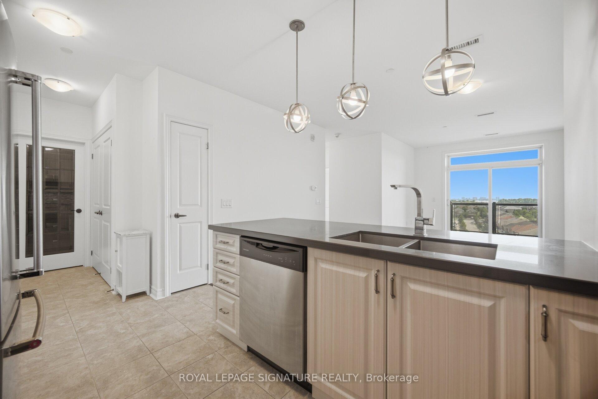 Photo 11 of Unit 809, 7325 Markham Road, Markham, Cedarwood — HOMEH